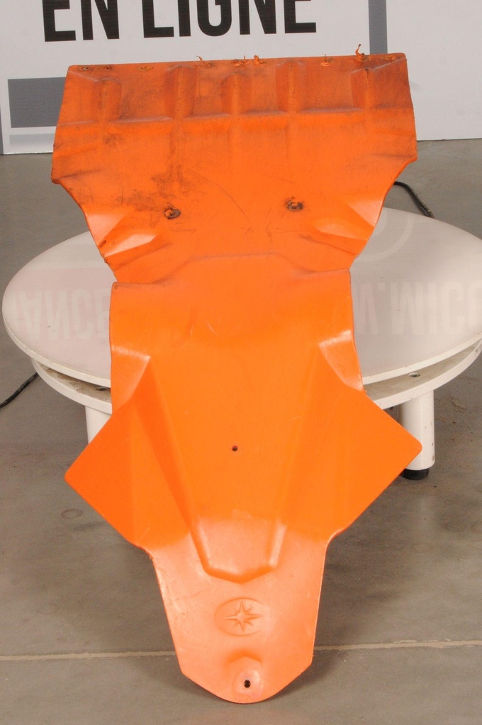 2880383-647-00101.jpg