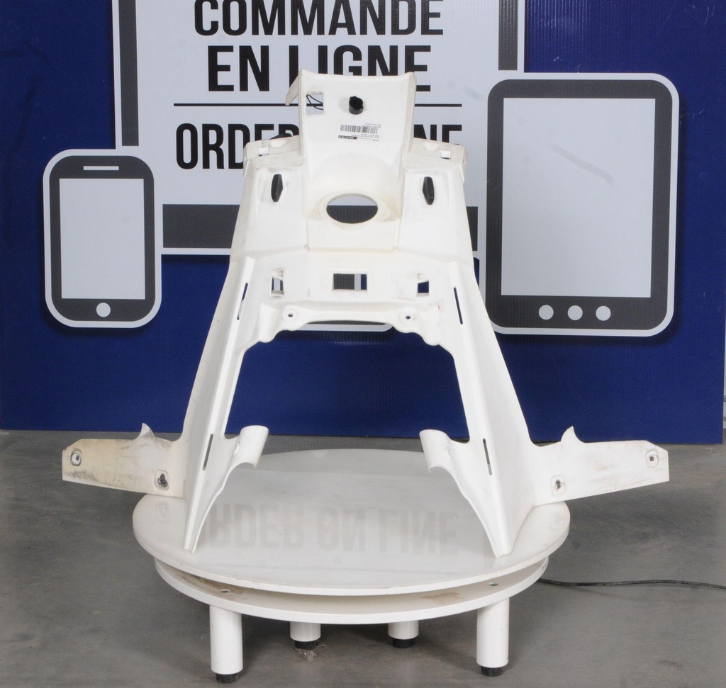 8KCK77116000-00101.jpg
