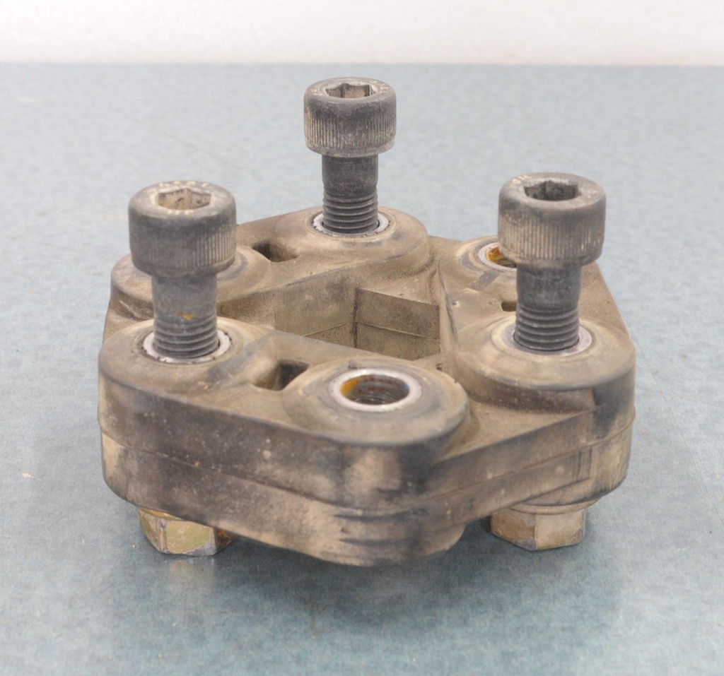 [2402-014-001] coupling,prop shaft