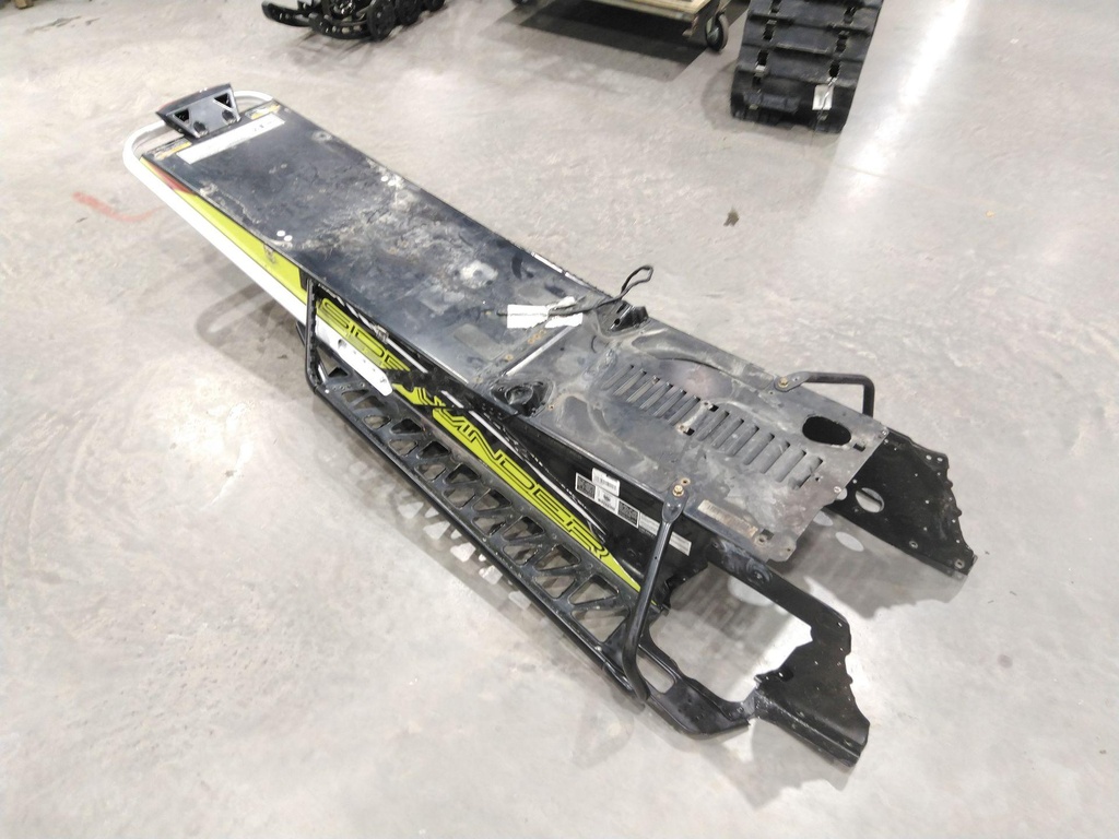 [8KGF19504000-001] Rear Frame Comp