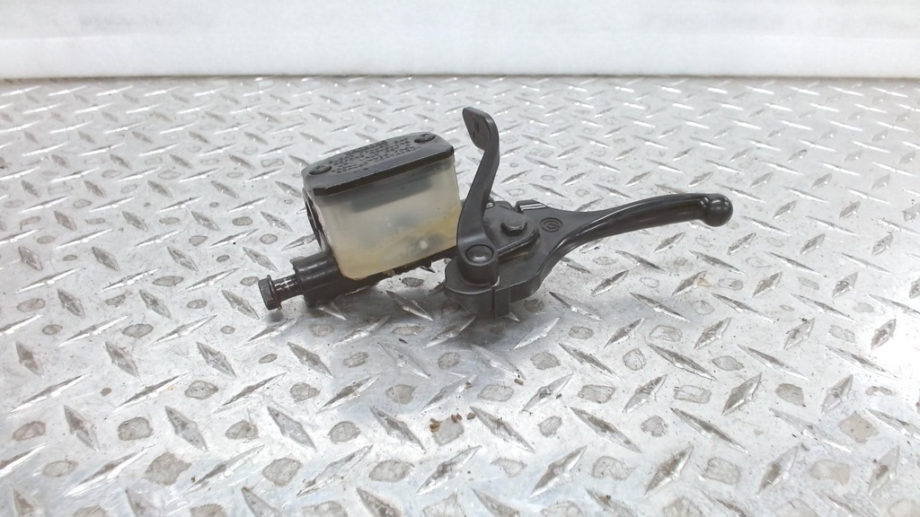 [507032529-001] (new ref. 507032596) master cylinder ass'y (507032529-001)
