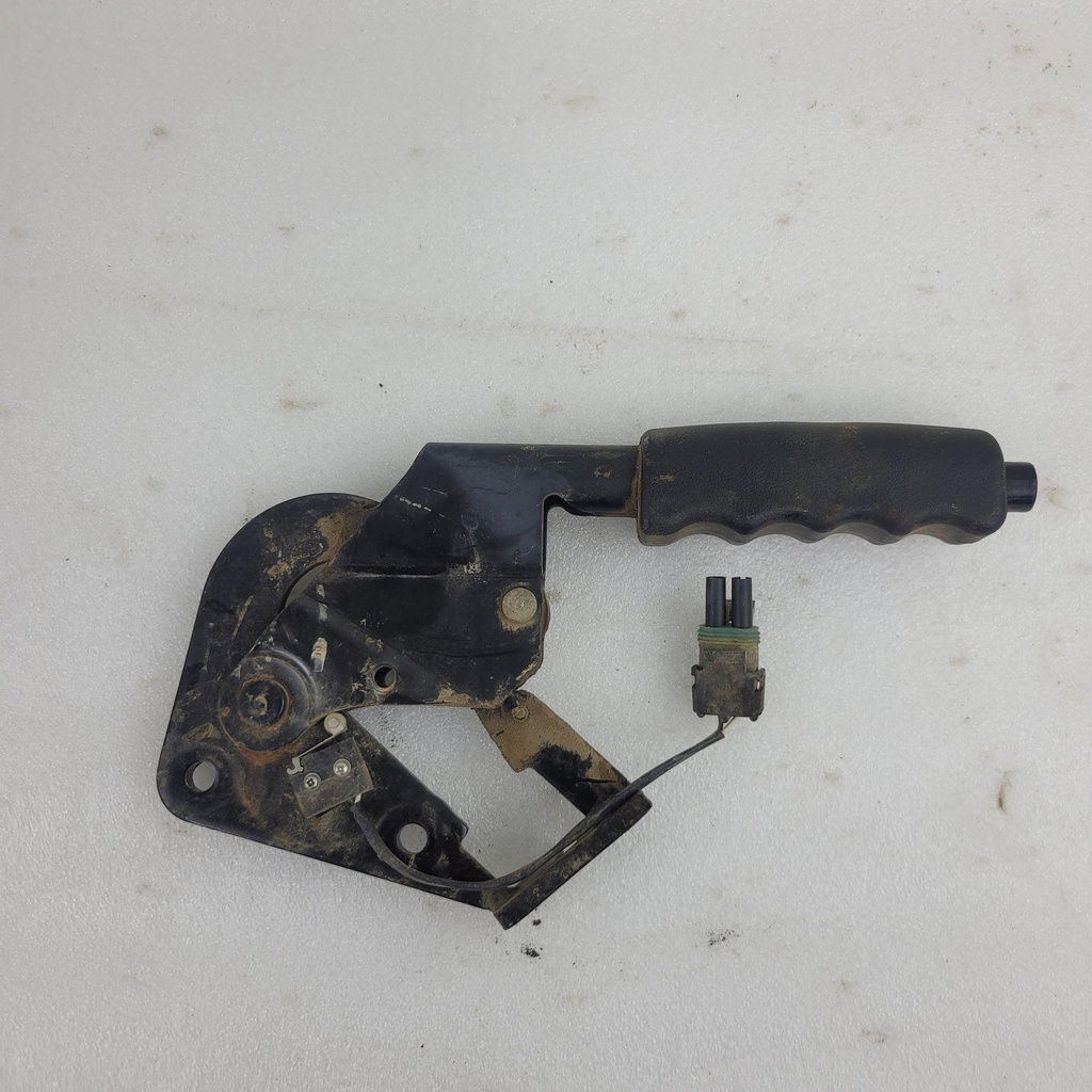 [CF00699] parking brake (CF00699)