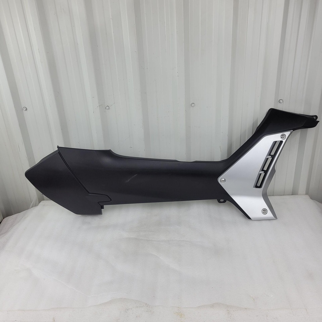 [705013334-001] rh rocker panel package rally