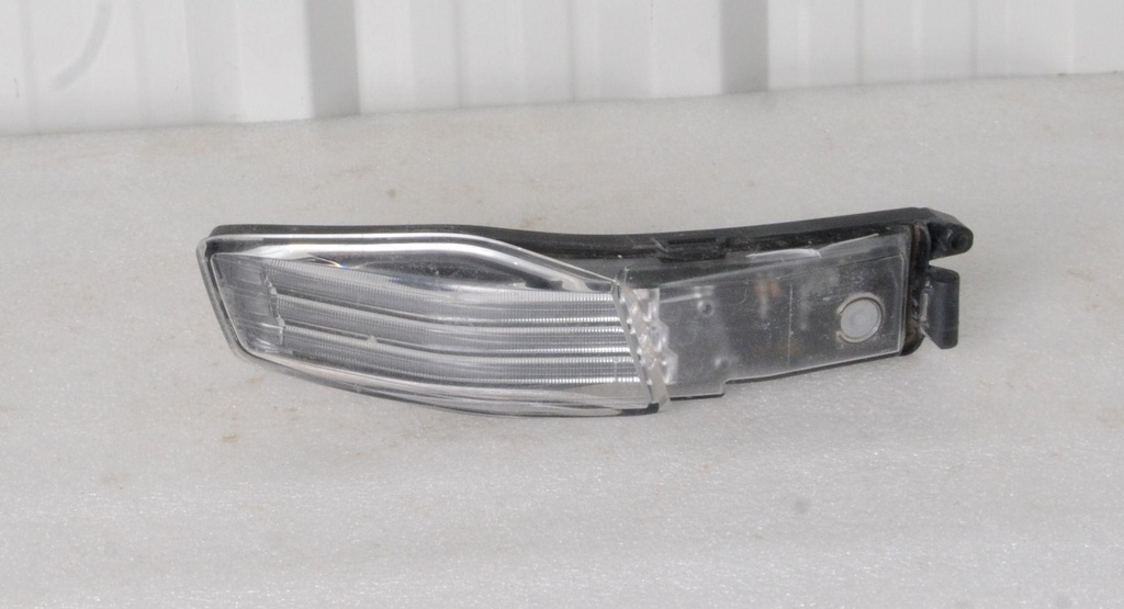 [710005440-001] (new ref. 710007008) position light & flasher lh (710005440-001)