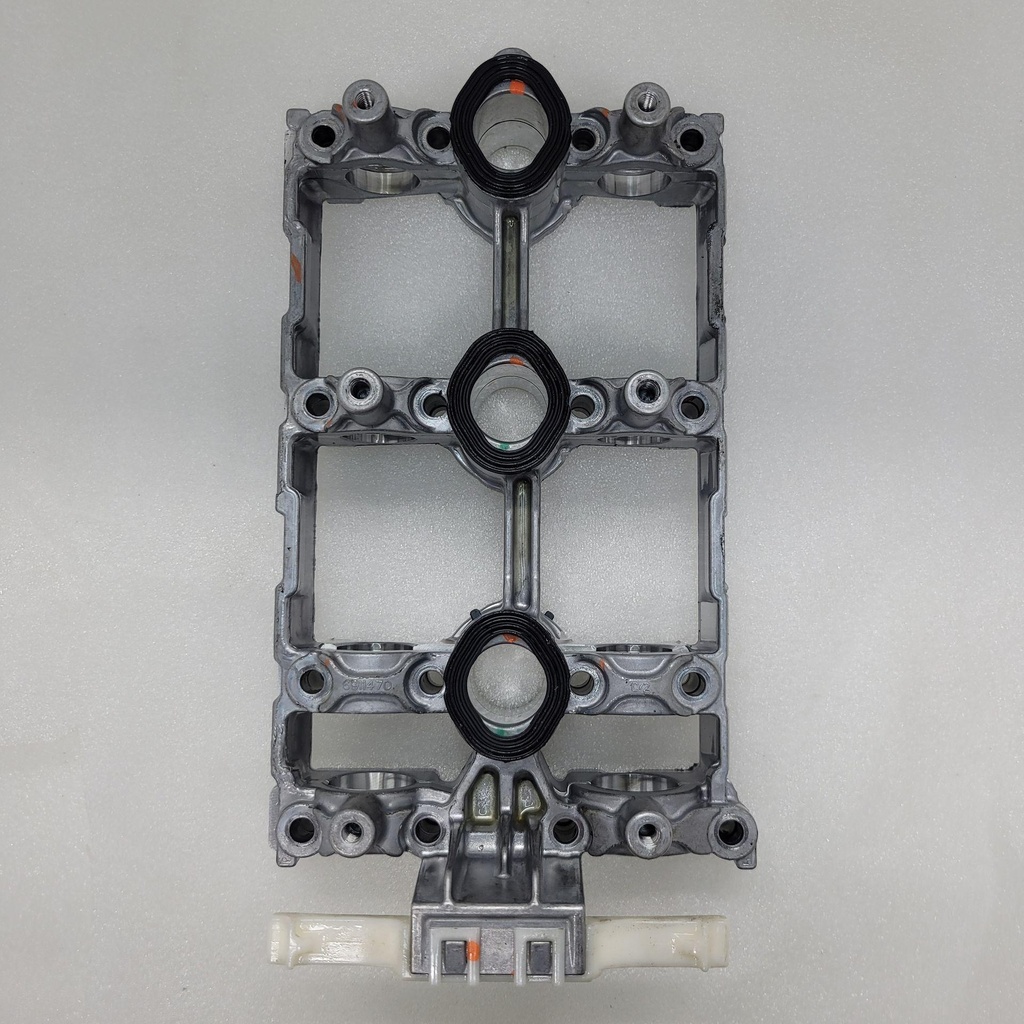 [420911476-001] (new ref. 420911475) camshaft housing