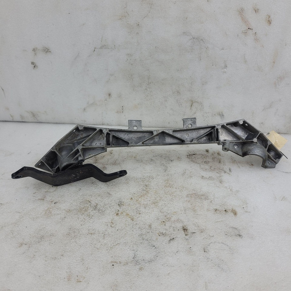 [705206641-001] (new ref. 705208908) upper front cross member