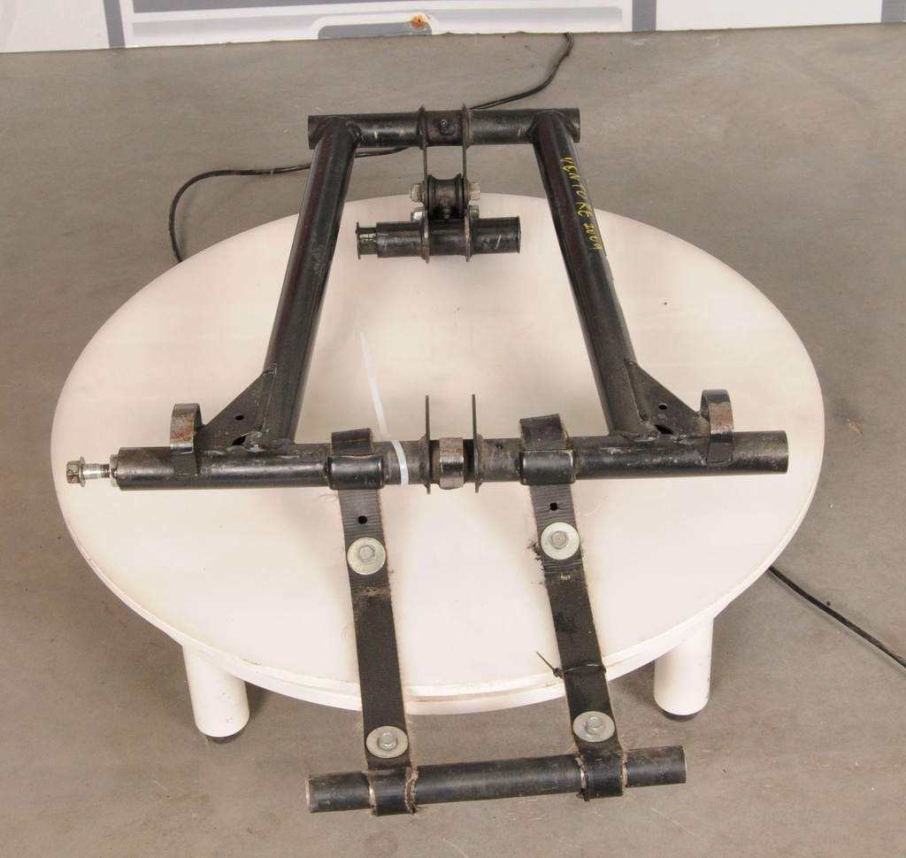 Arm, Pivot 1