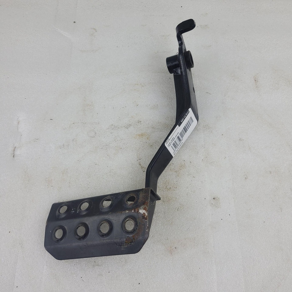 [1XDF72000000-001] pedal, brake