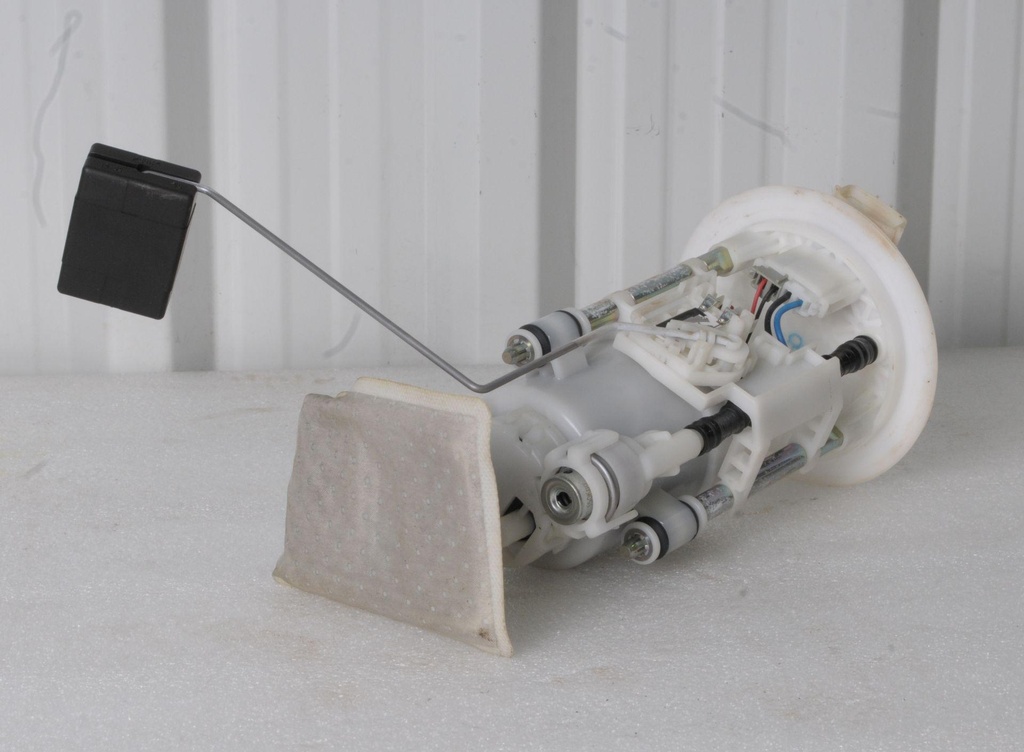 [3B4139071000-001] (new ref. 3b4-13907-13-00) fuel pump comp (3B4139071000-001)