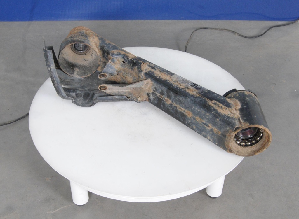 [706000641-001] LH Swing Arm (706000641-001)