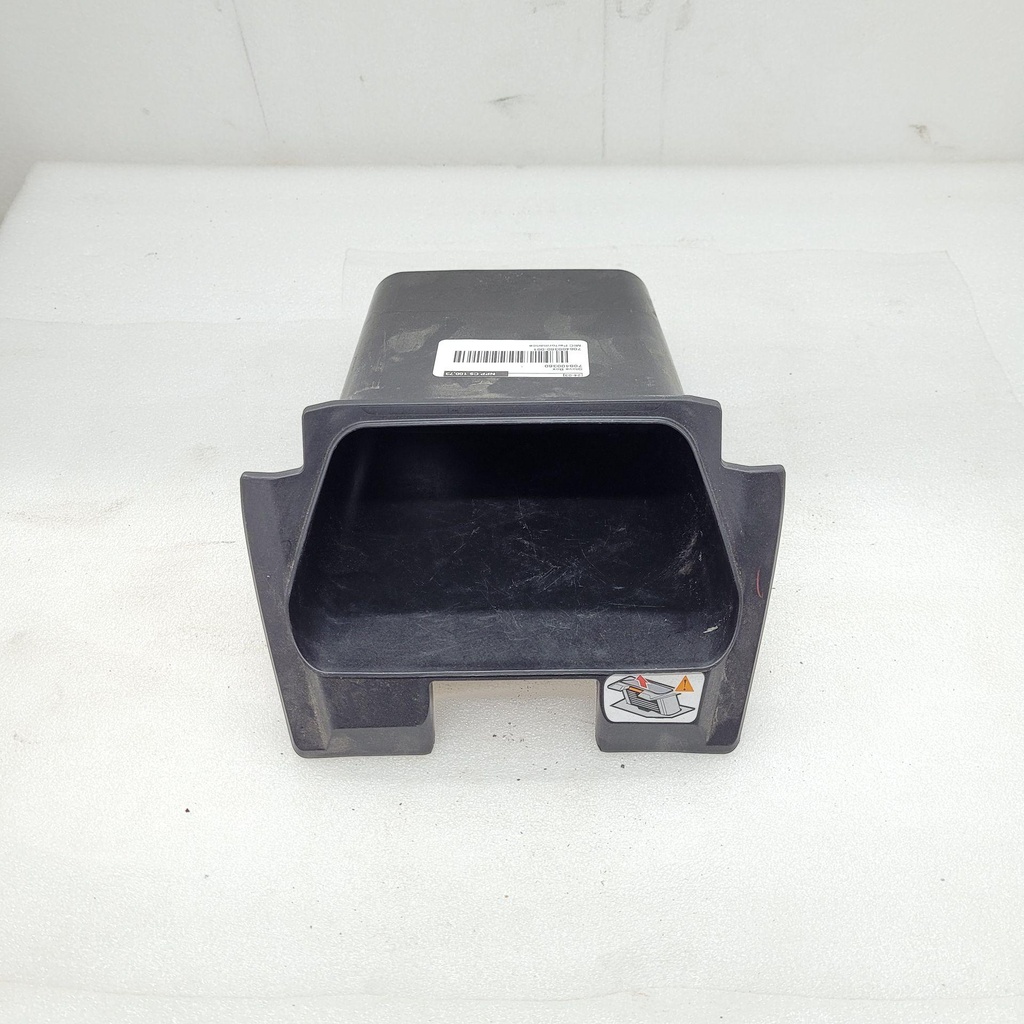 [708400360-001] Glove Box