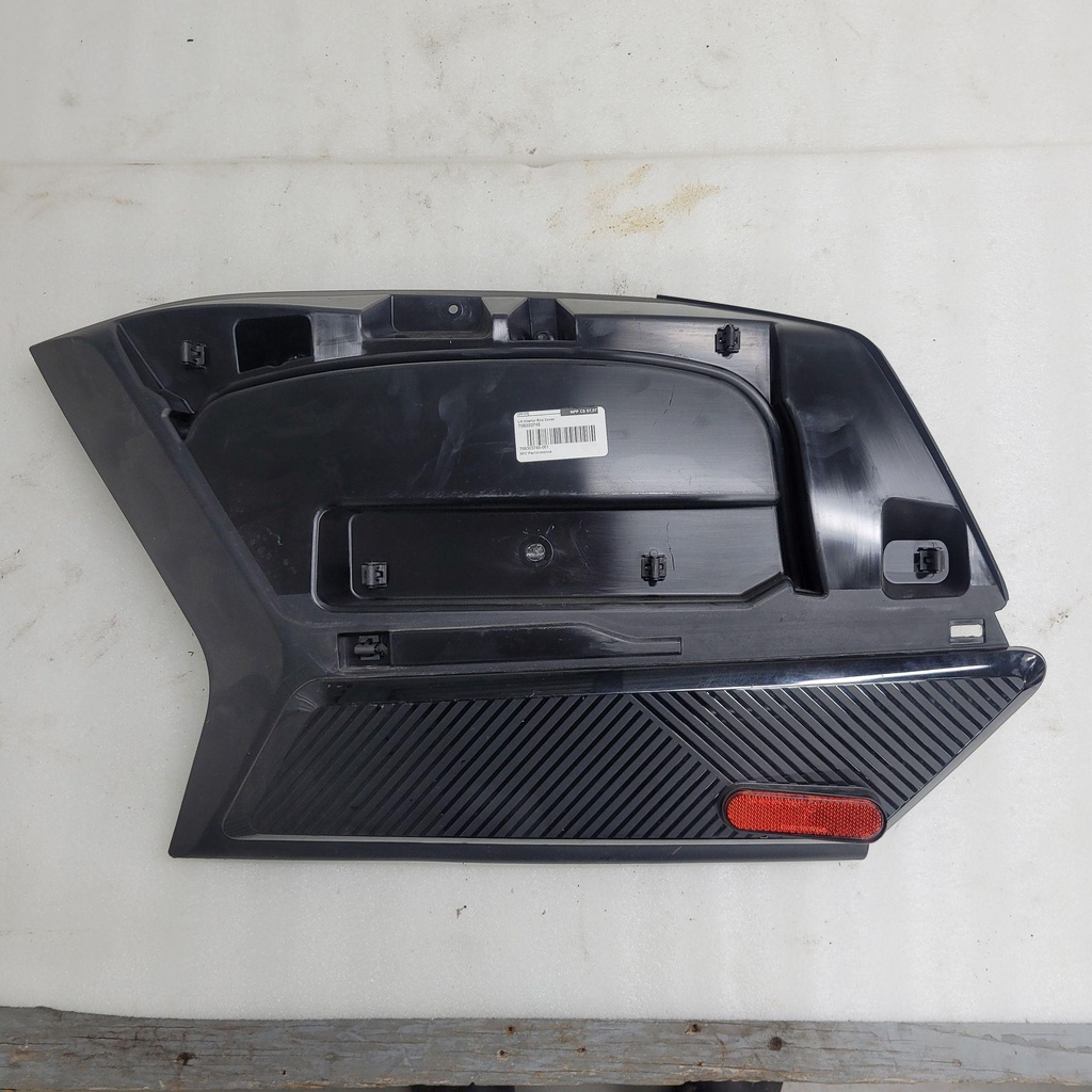 [708303745-001] LH Interior Box Cover