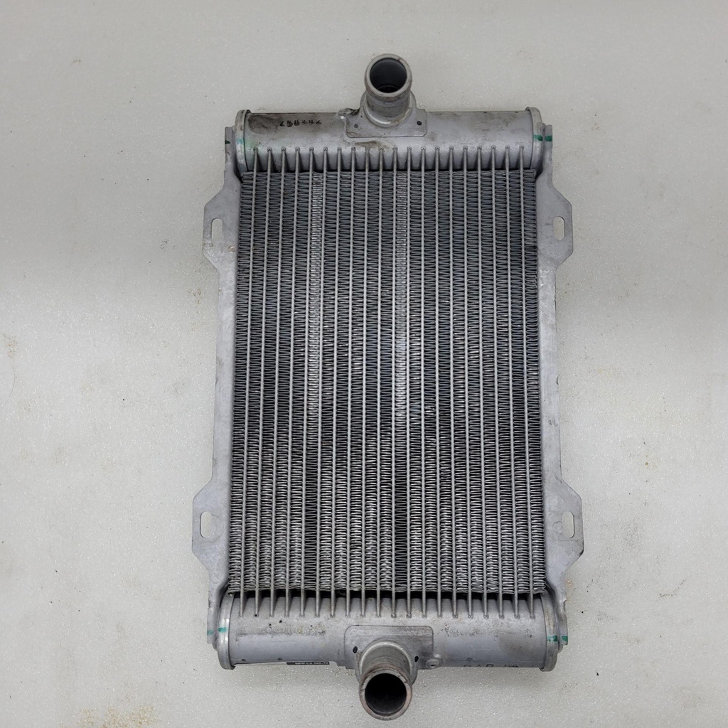 [709200314-001] Radiator