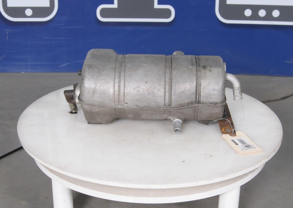 [8GL217510000-001] Tank, Oil