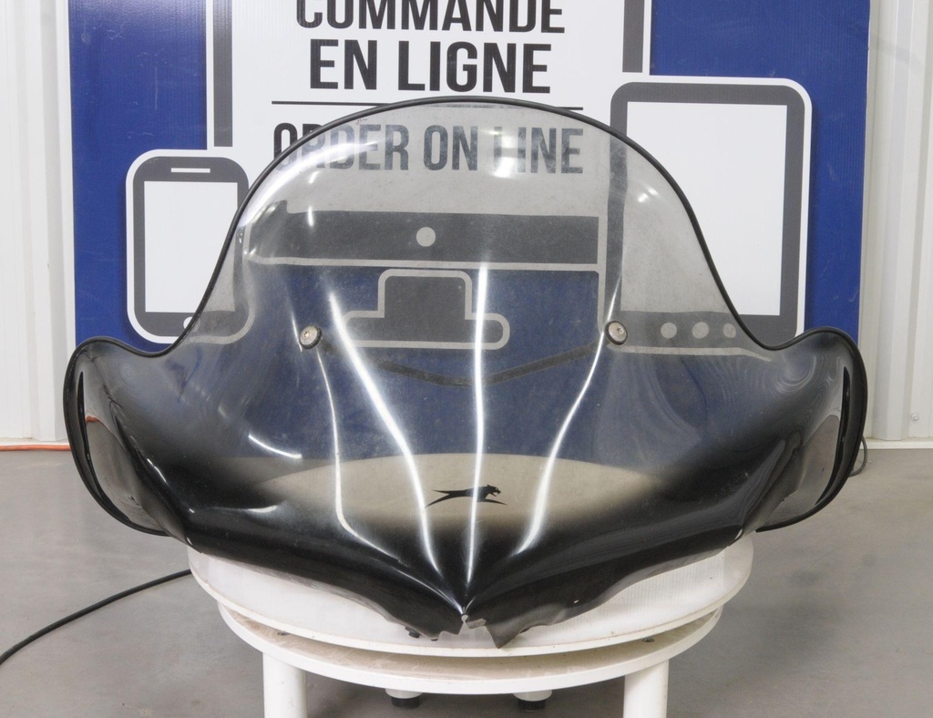 [5606-665-001] Windshield