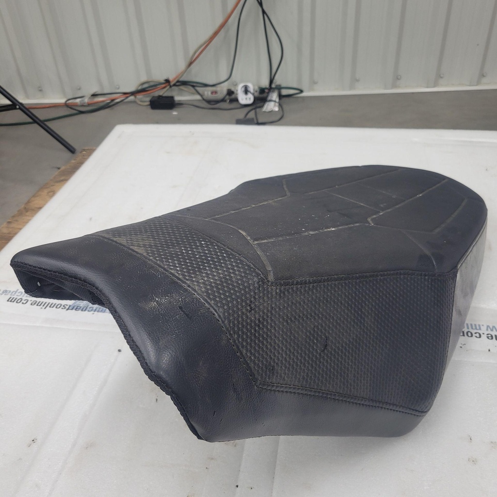 asm-seat blk/titanium