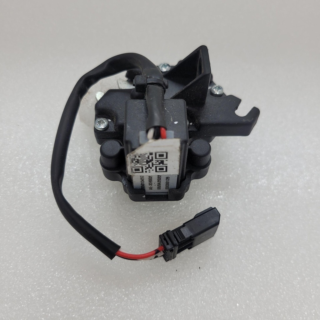 [705015497-001] latch lid ass'y (705015497-001)
