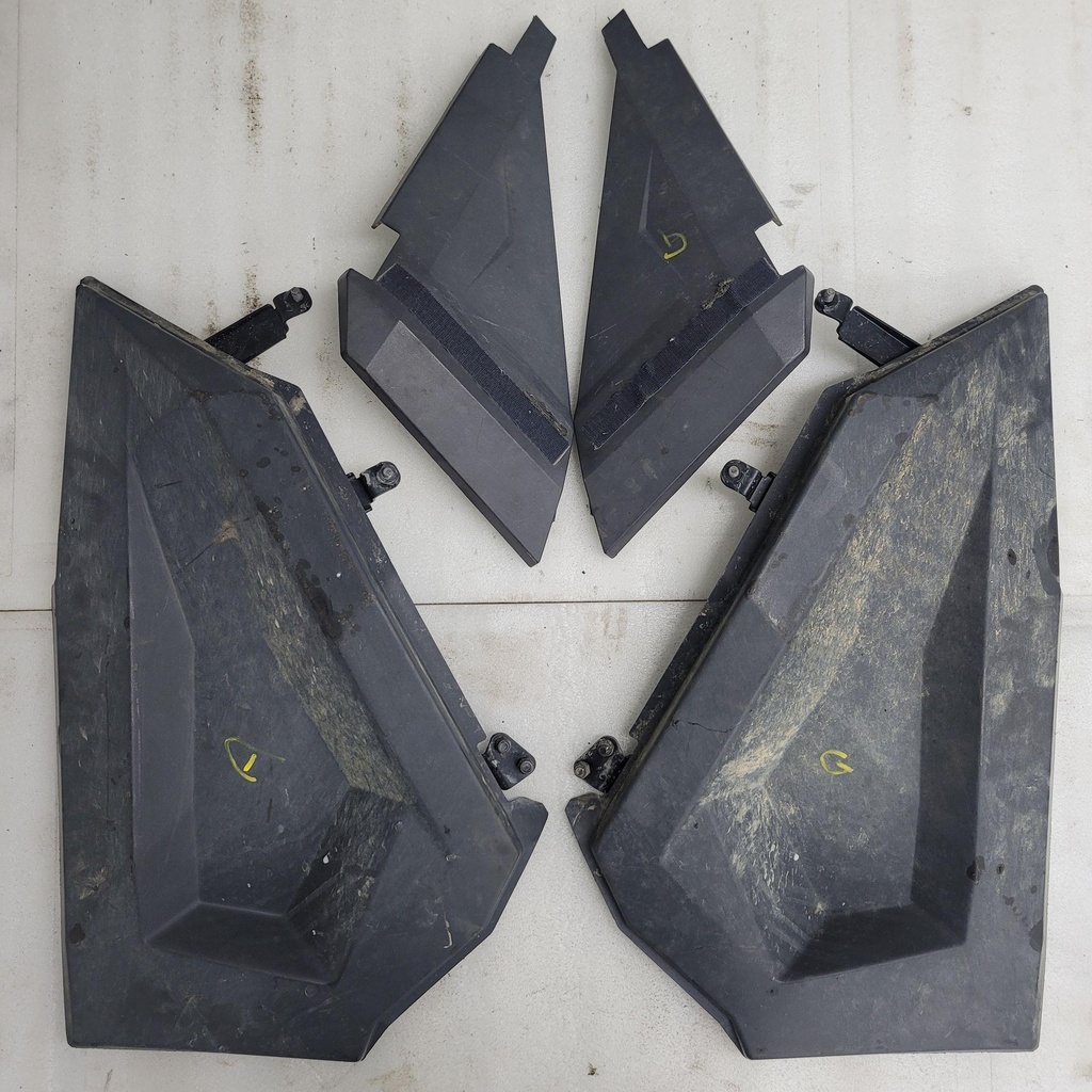 [2879509-001] Lower Door Inserts, 2-Seat (2879509-001)