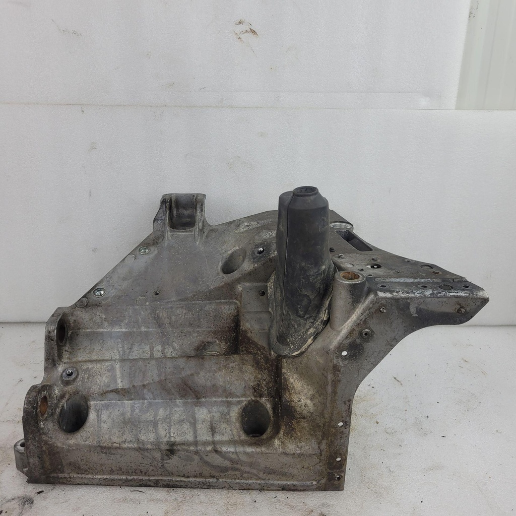 [8FAW21971100-001] (new ref. 8fa-w2197-13-00) . bulkhead