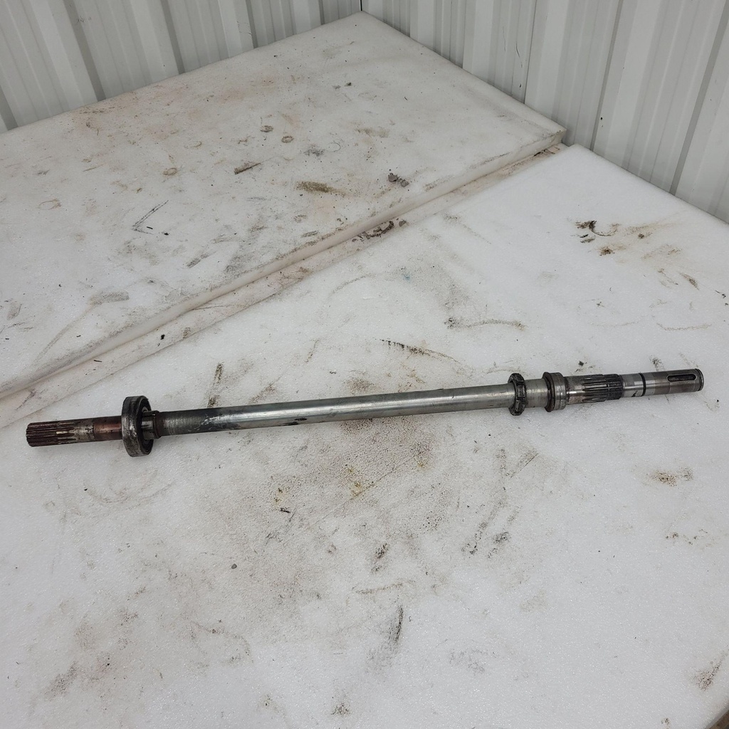[8FU176810000-001] Shaft, Secondary