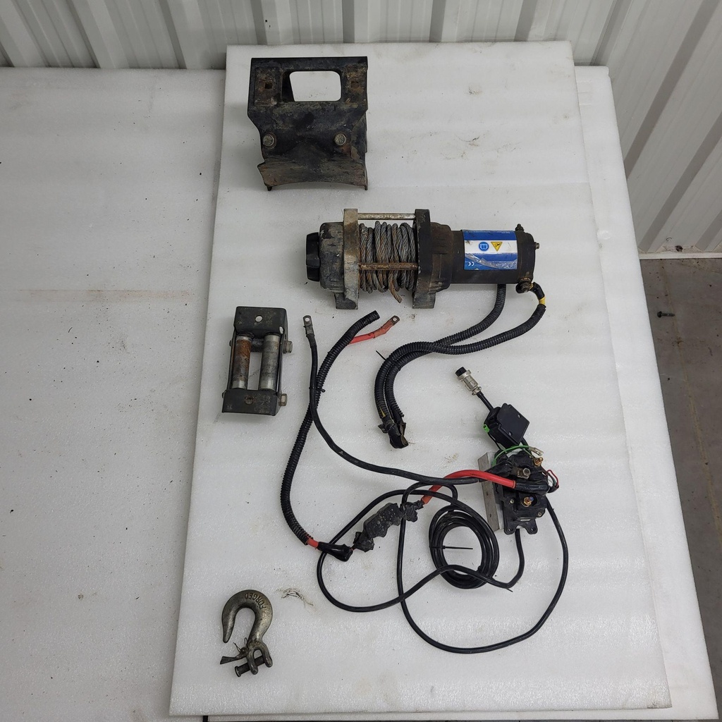 [2878790-001] Heavy Duty 2500lb Winch Kit