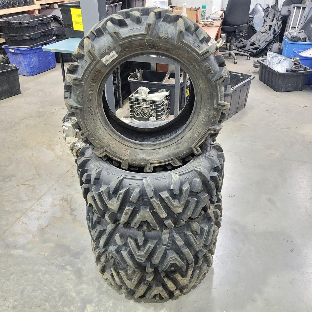 [set-28x10-15-001] Set pneus 28x10-15
