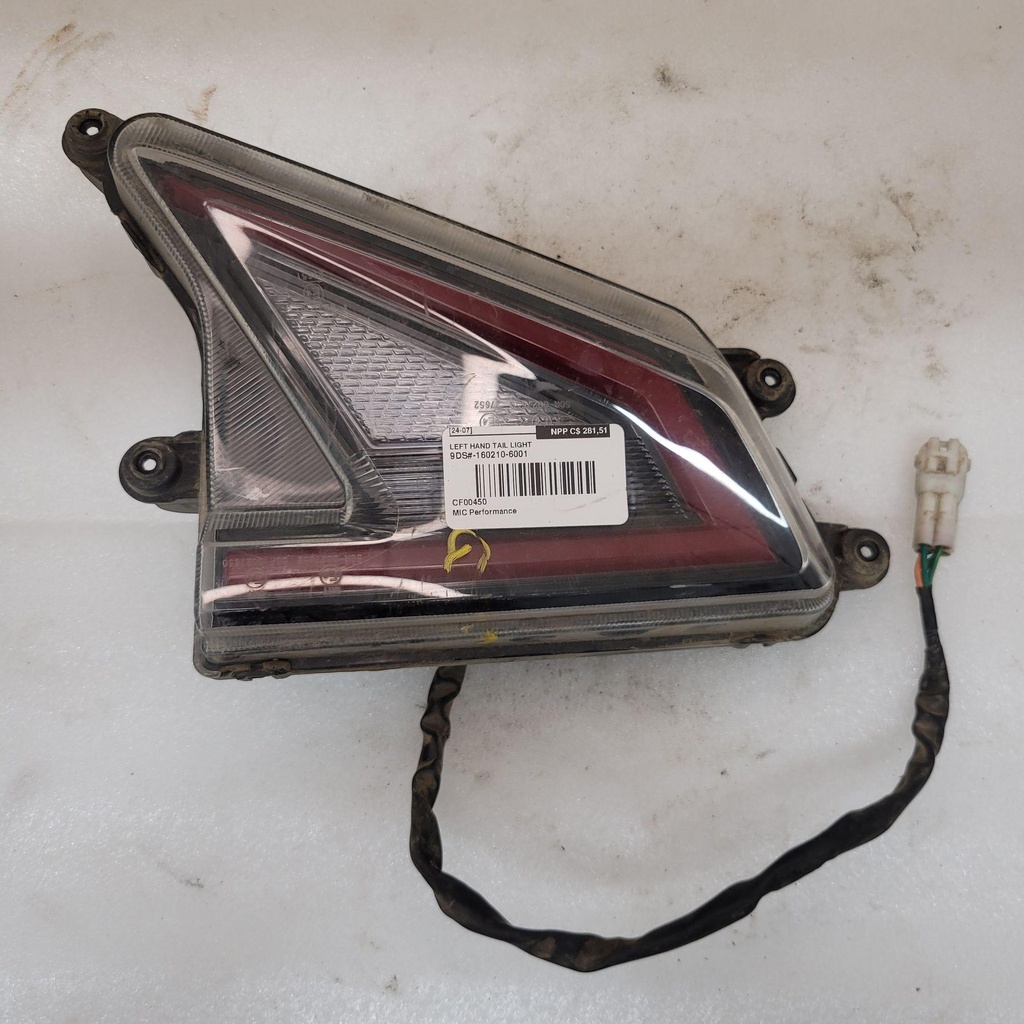[CF00450] lh tail light na (CF00450)