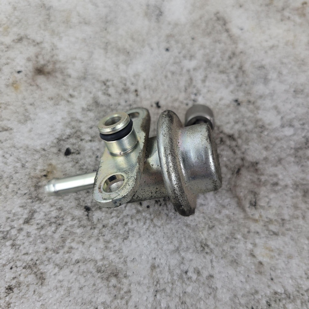 [420274105-001] pressure regulator (420274105-001)