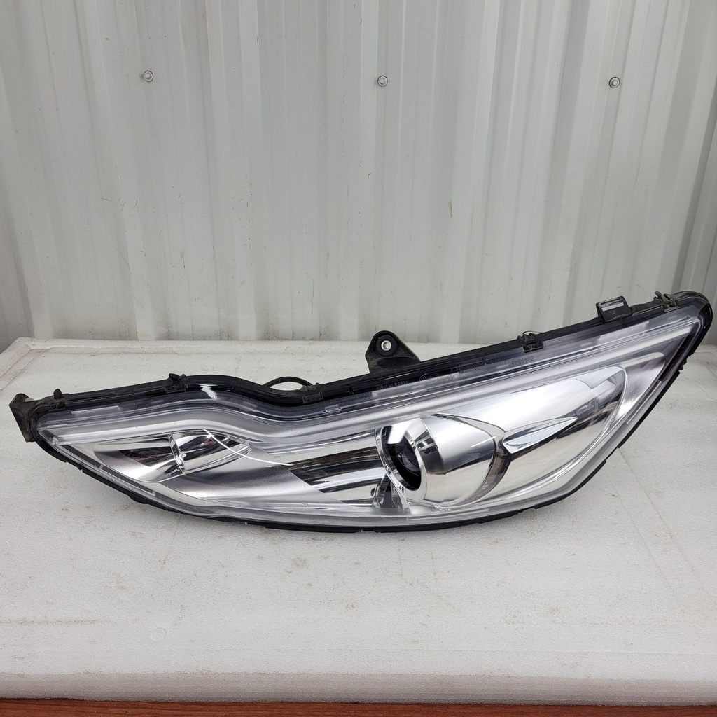 [710002151-001] (new ref. 710003256) lh fog light rts except europe, (710002151-001)