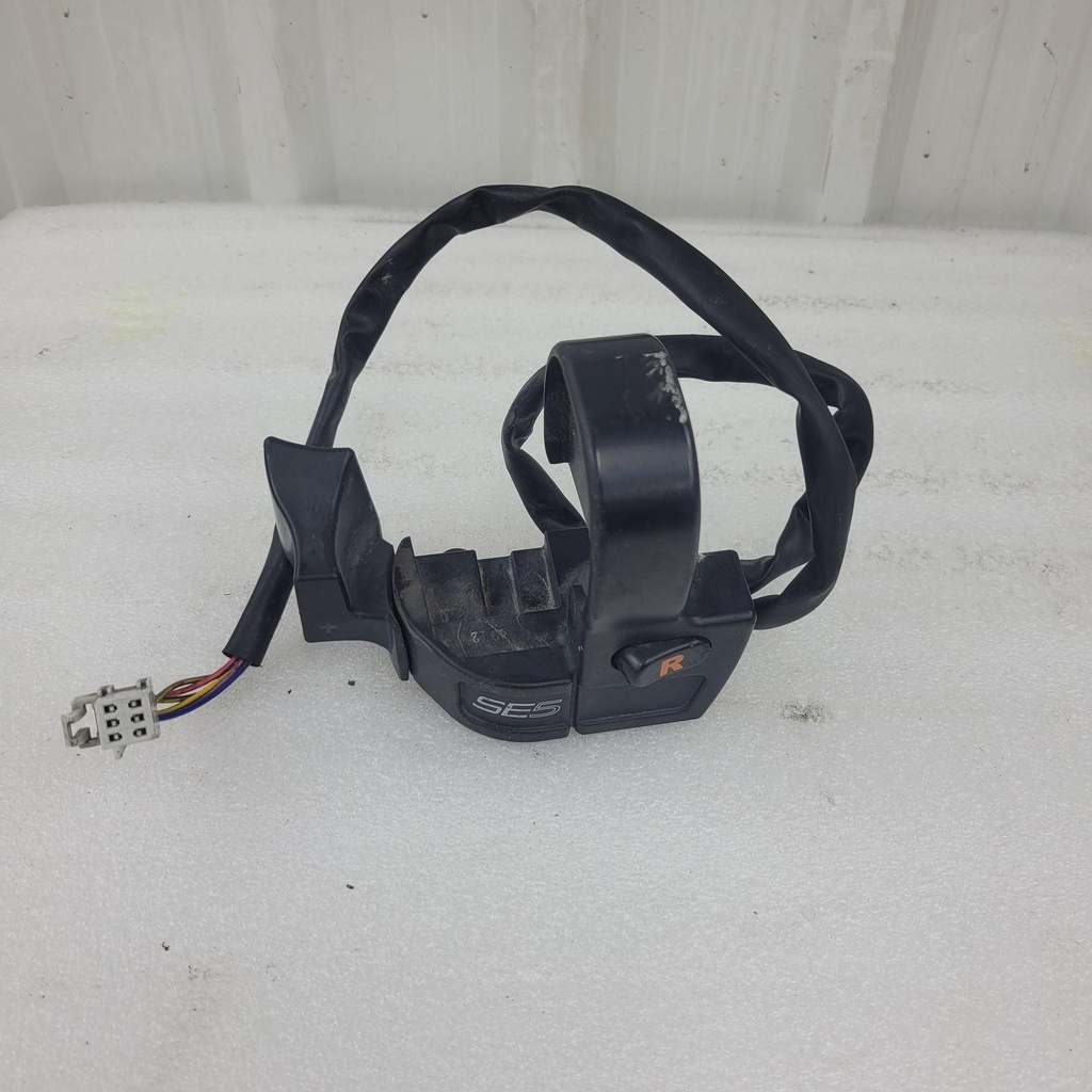 [515176198-001] se5 switch housing semi-automatic (515176198-001)