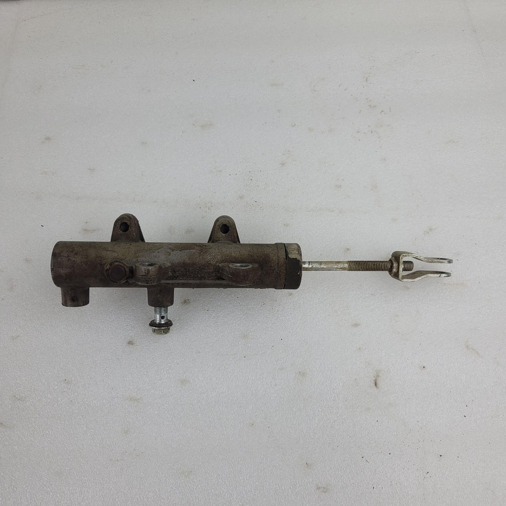 [CF00691] master cylinder
