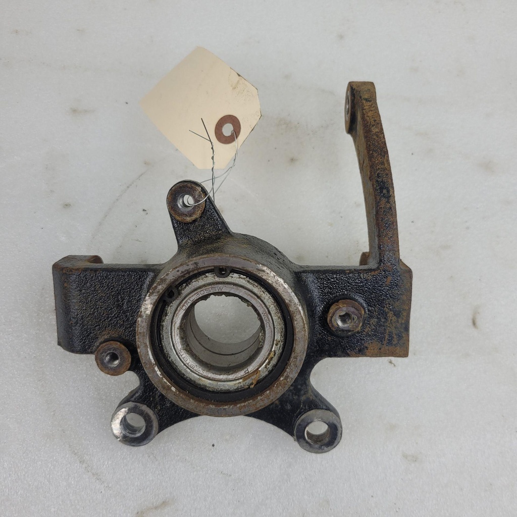 [CF00648] steering knuckle, right hand