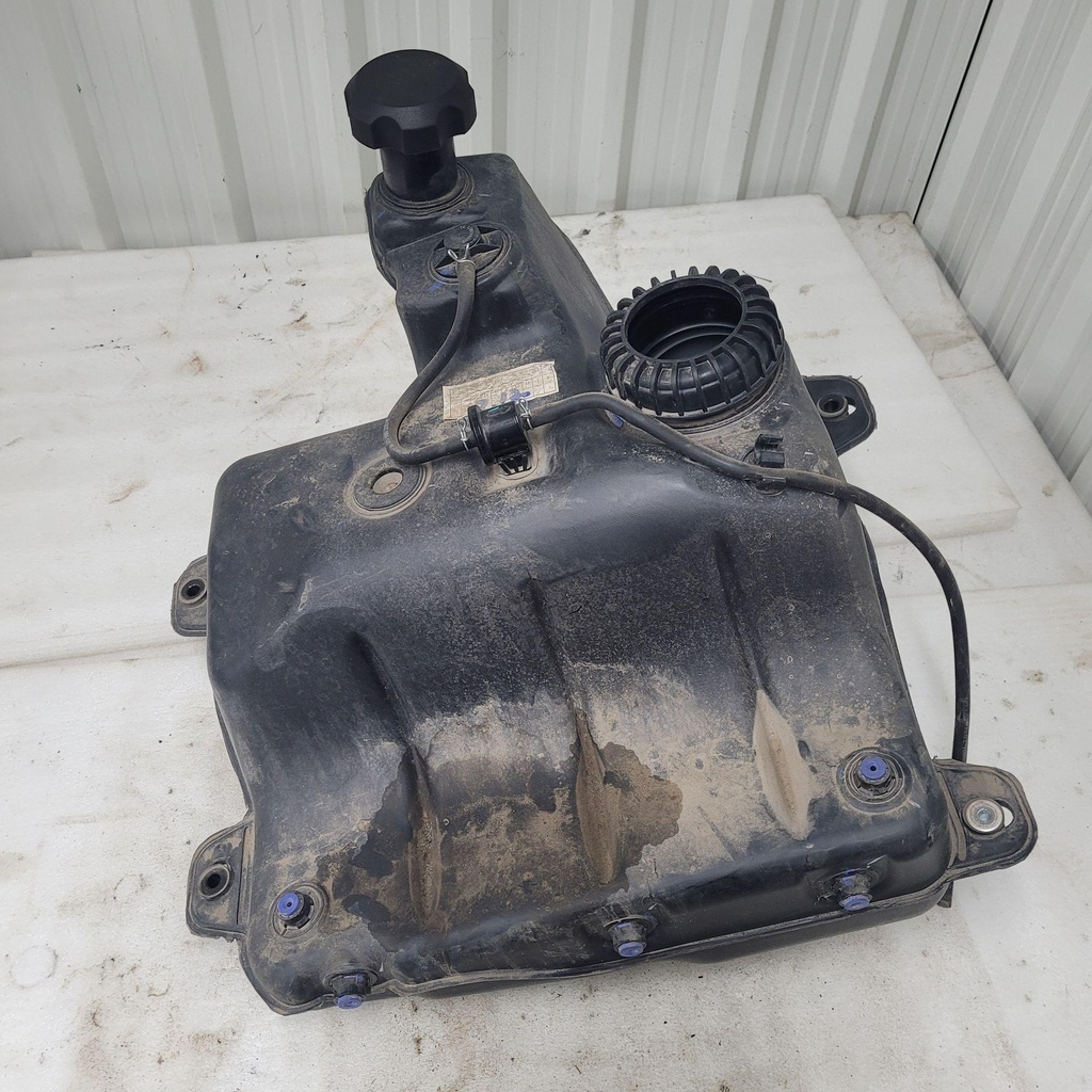 [CF00794] fuel tank (CF00794)