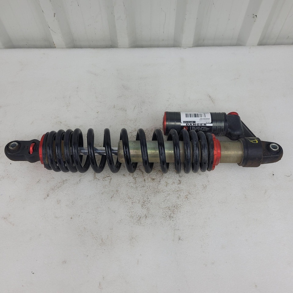 [CF00749] front shock black (CF00749)