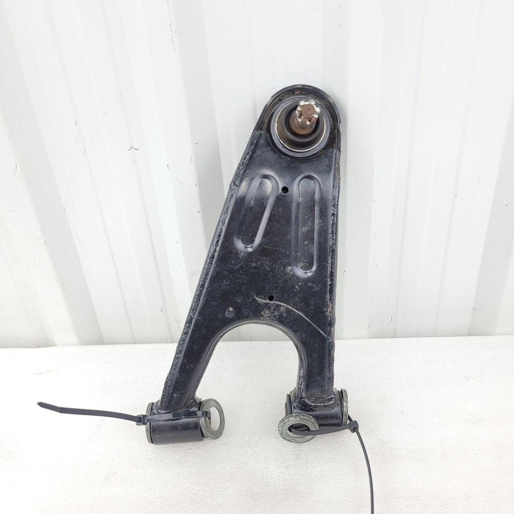 [CF01214] front left hand upper swing arm
