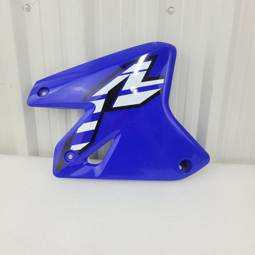 [17760-33K50-YLW-001] cover, radiator rh (blue) for cks