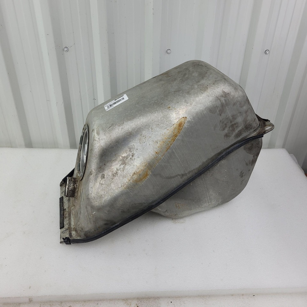 [709000497-001] (new ref. 219800366) fuel tank