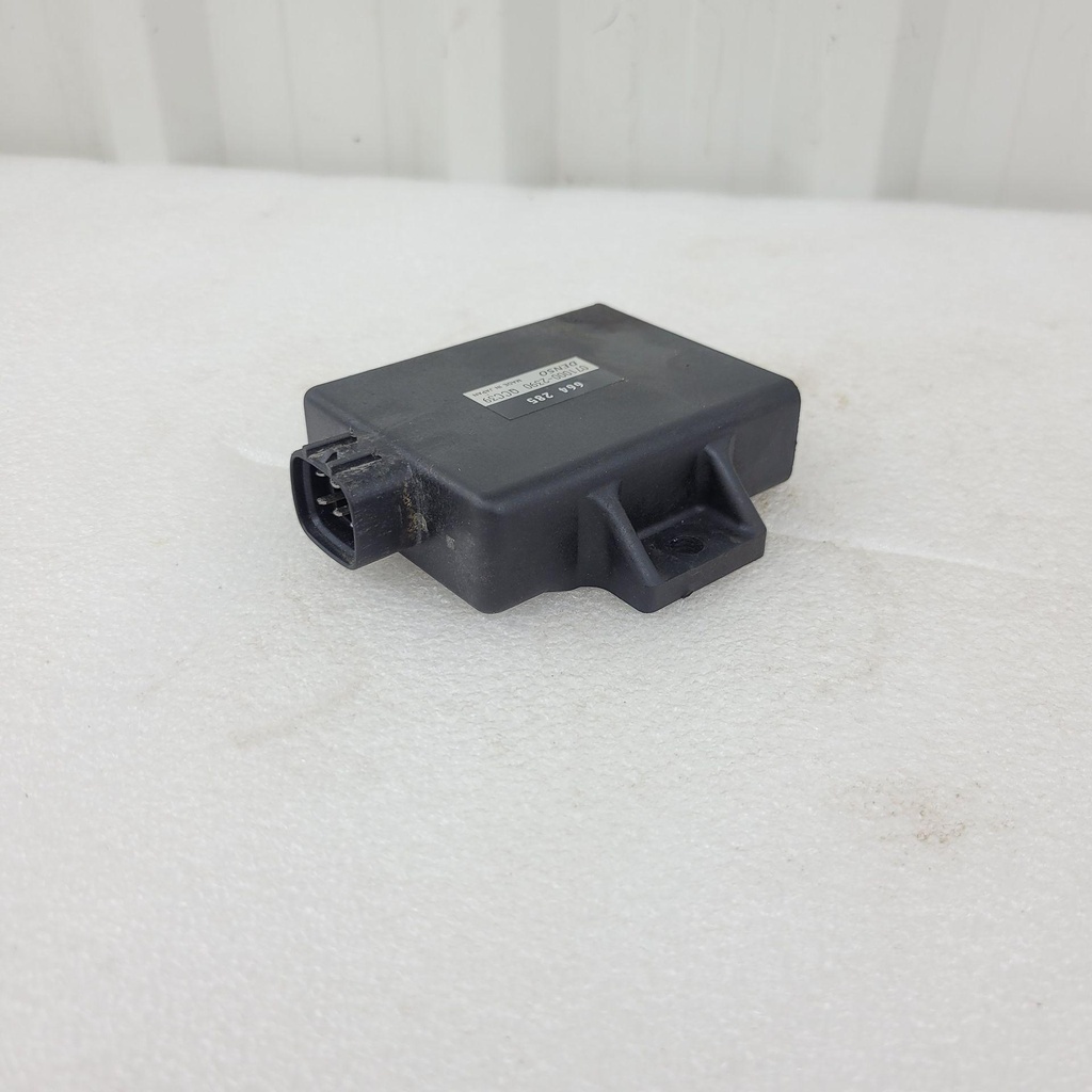 [420664285-001] amplifier box
