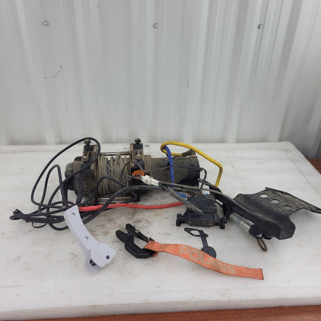 [2885127-001] HD 3,500 LB Winch