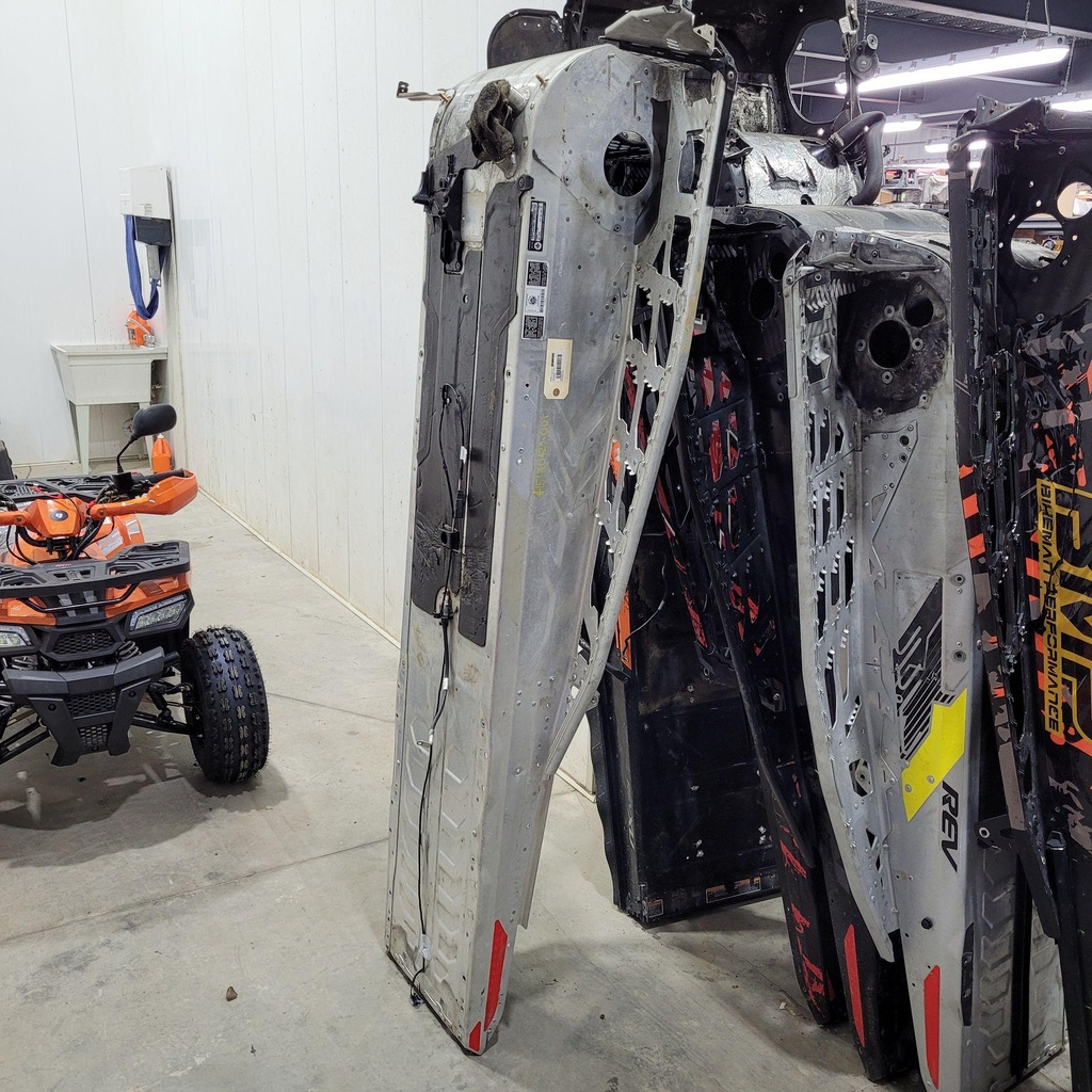 [415130423-001] chassis tunnel module 154"