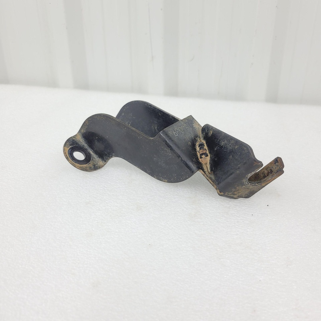 shift cable bracket, black