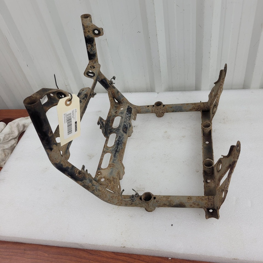 [1022303-329-001] front bumper, black