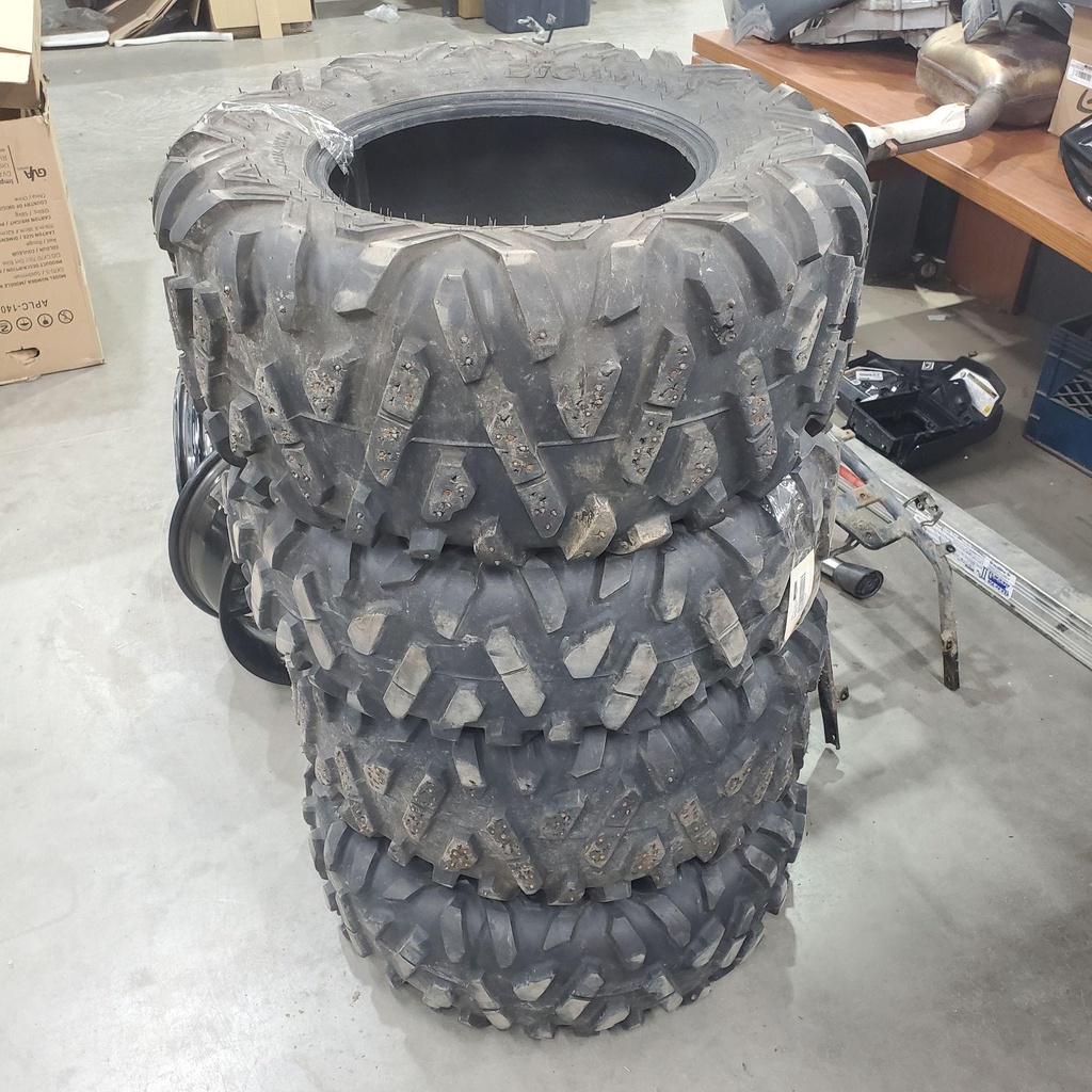 [SET-29X911R14-001] Set pneus 29X9R14/29X11R14 Usagés (SET-29X911R14-001)