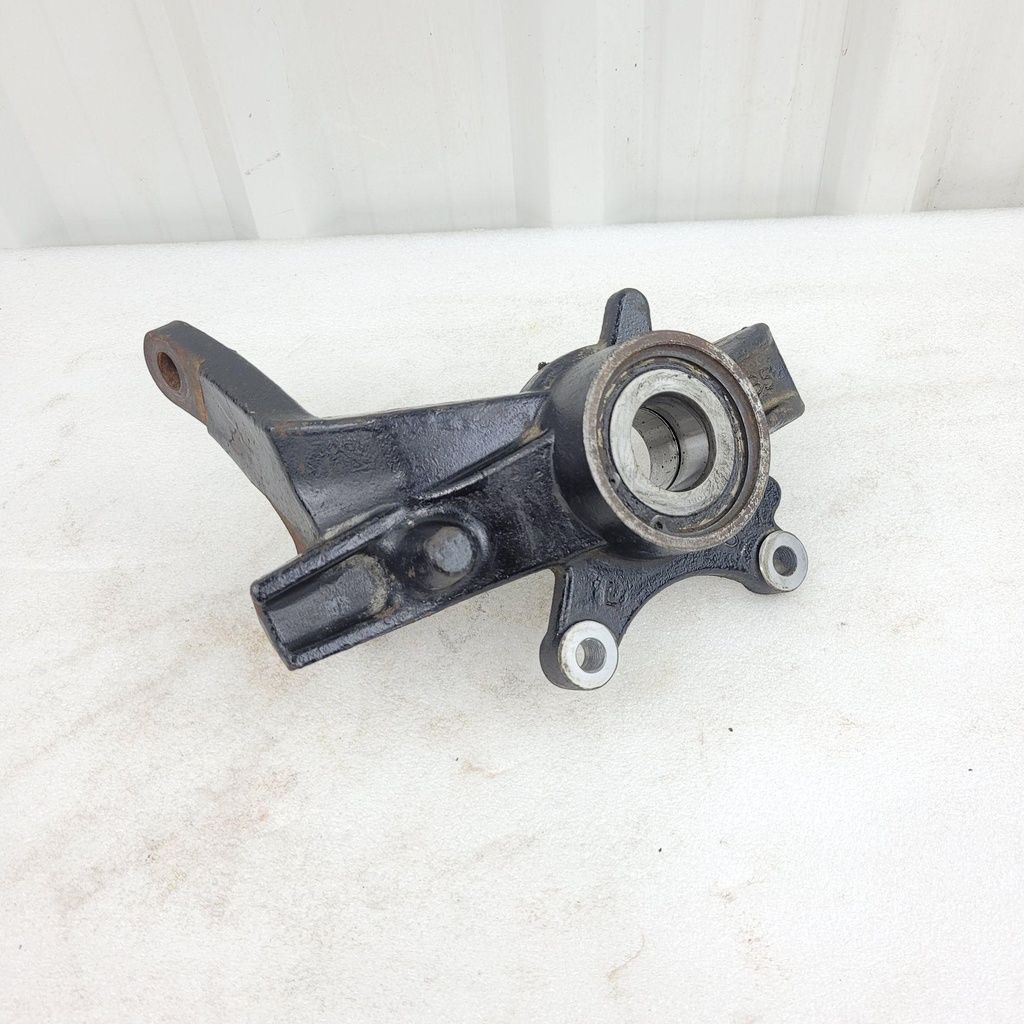 [CF01928] lh steering knuckle
