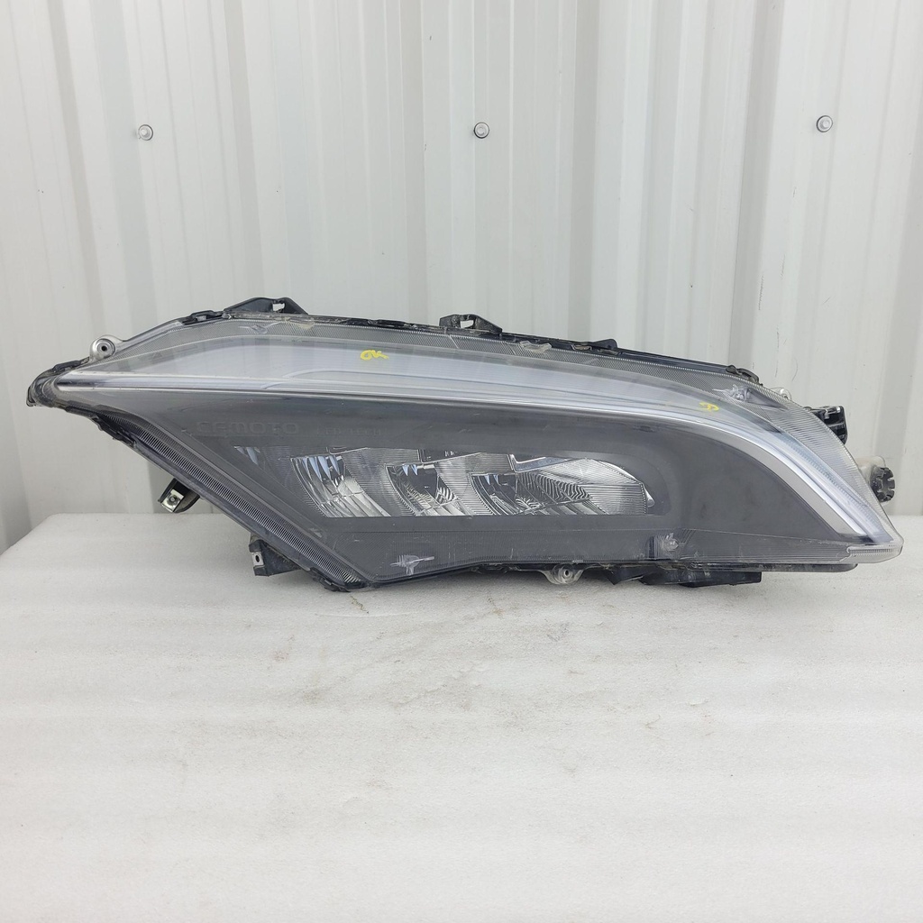 [CF01952] rh headlight
