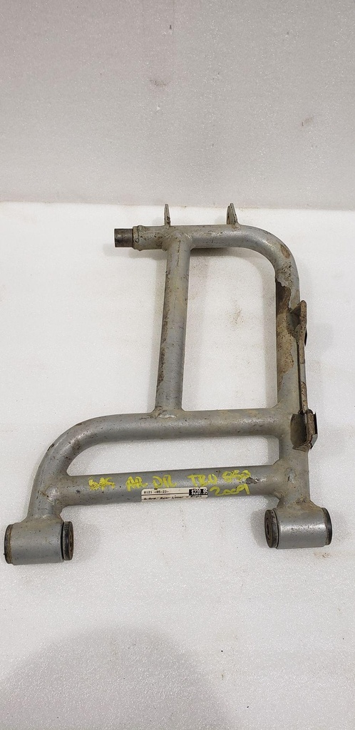 A-Arm, Rear Lower - Right - Assembly (Platinum) (inc. 7-8)