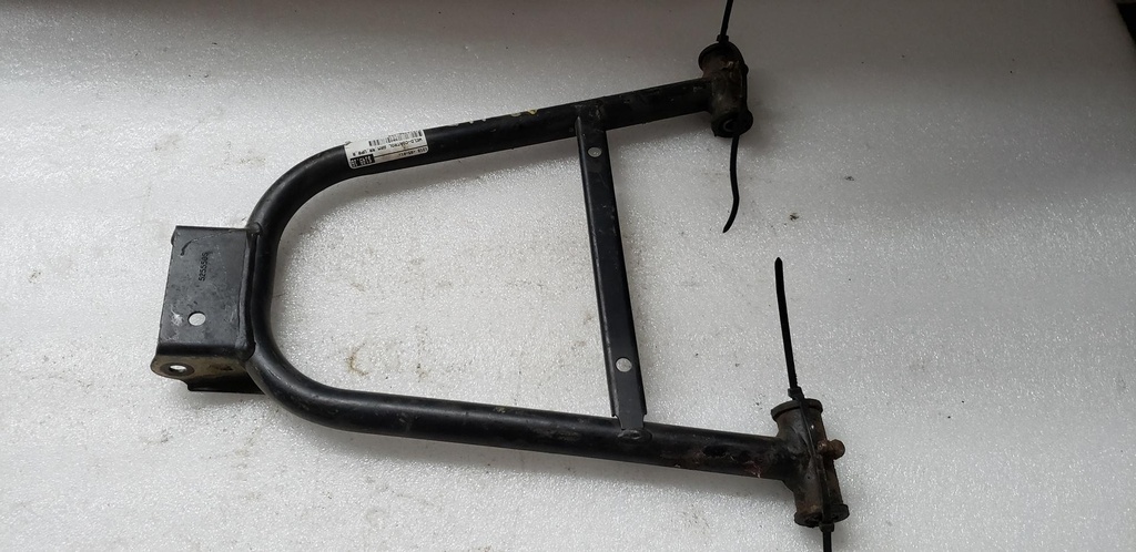 [1018466-458-001] control arm weld upper rear rig[8aac][8ac][8acc][8ar][8arc][eaac][eab][eabc][ear][earc][easc][eaw][eawc][eai][eaic] (1018466-458-001)