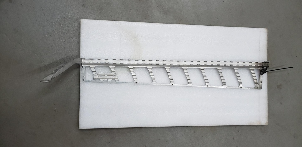ASM., SUPPORT, FOOTREST, - POLARIS - 1018777