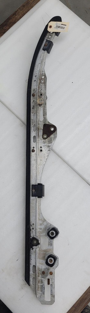 [1542791-001] ASM-RAIL IQ 121 BASIC RH (1542791-001)