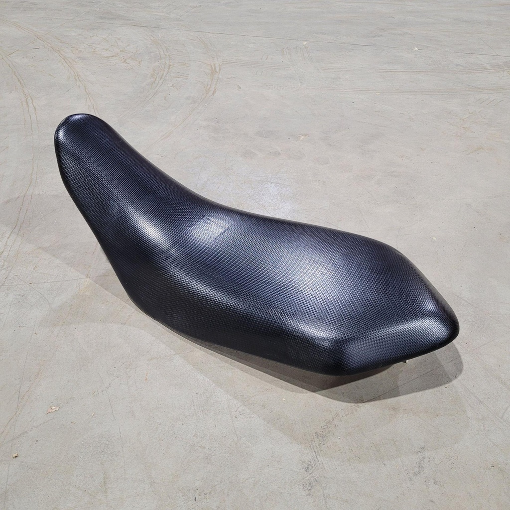 [1PEF47102000-001] Single Seat Assy - 1PE-F4710-20-00 YAMAHA